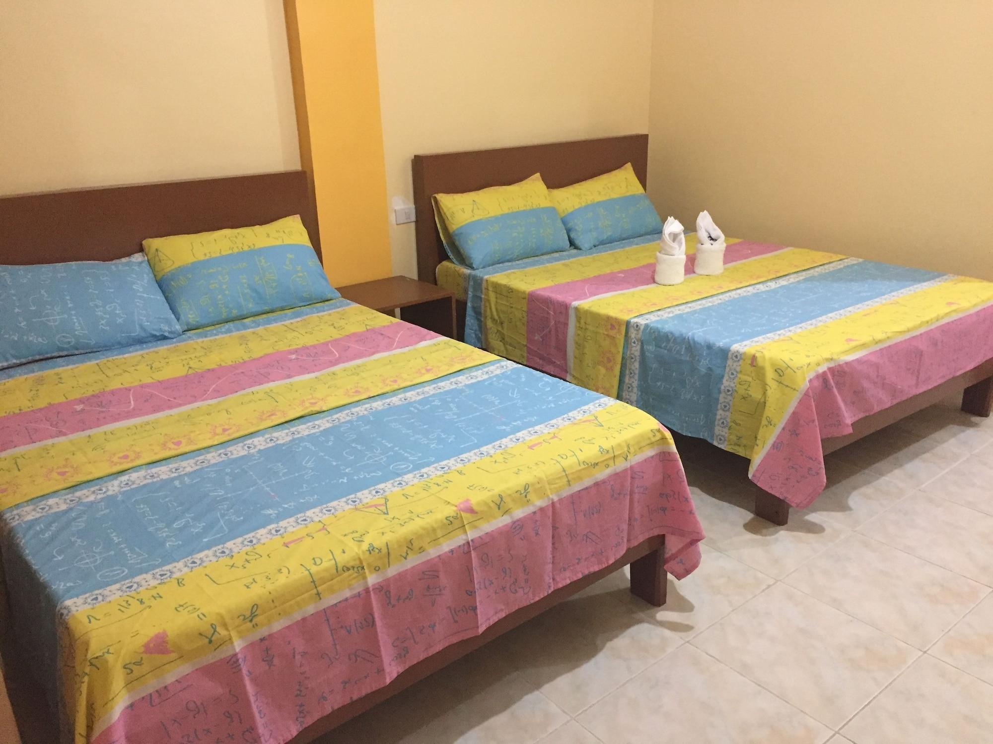 White Beach Hotel Puerto Galera Powered By Cocotel Ngoại thất bức ảnh