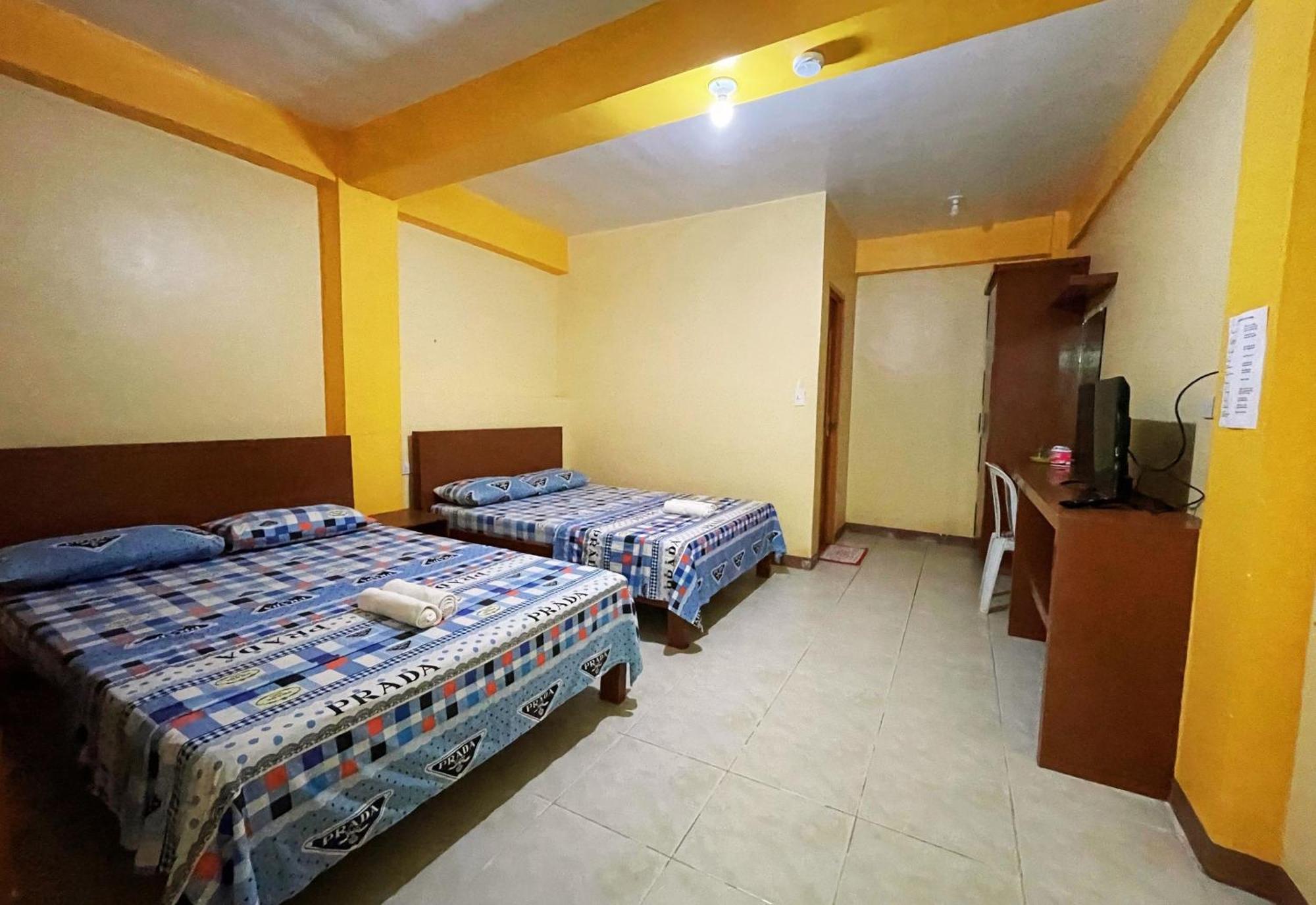 White Beach Hotel Puerto Galera Powered By Cocotel Ngoại thất bức ảnh